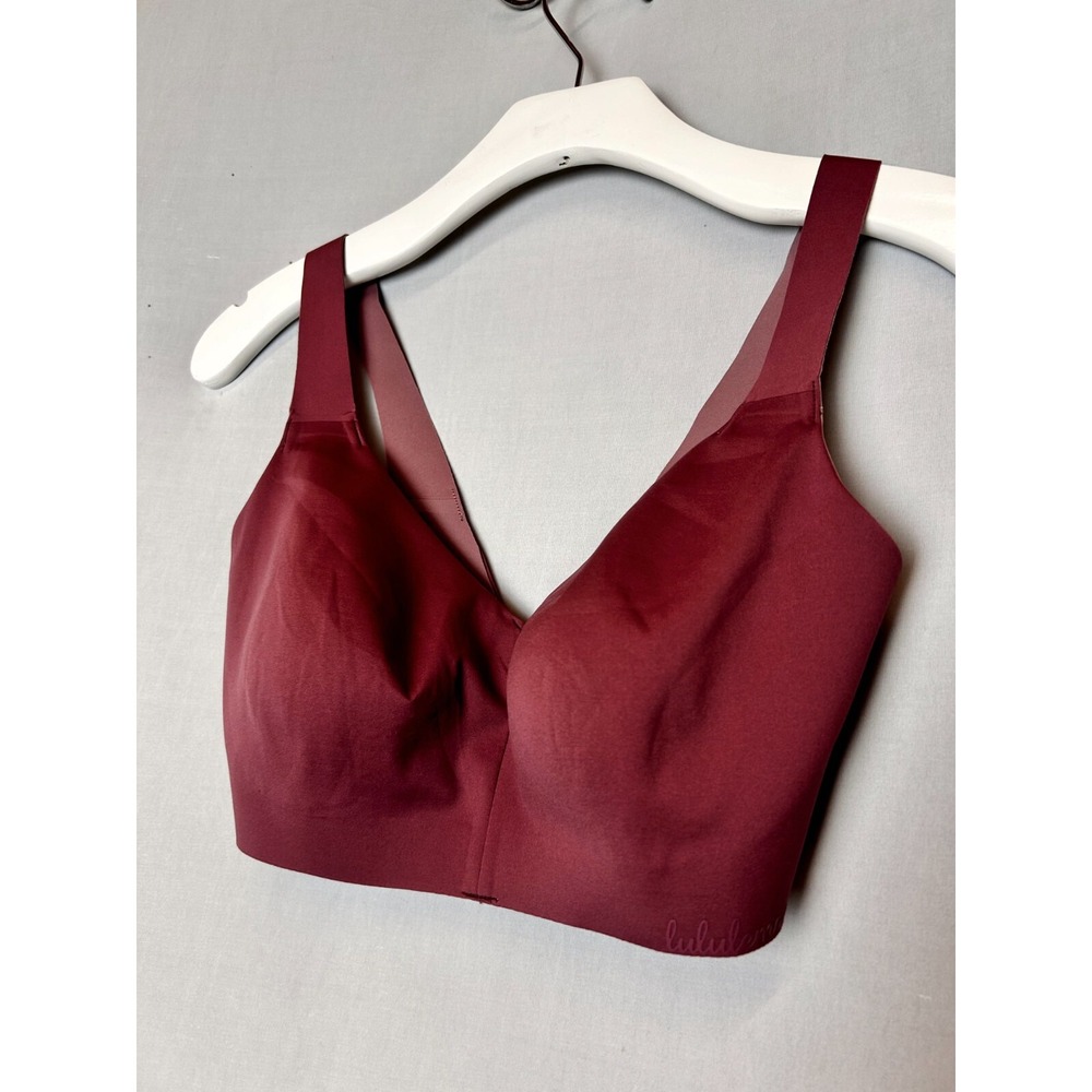 Lululemon Bra Womens 32C Pink Mauve Like Nothing Lightweight Light Support